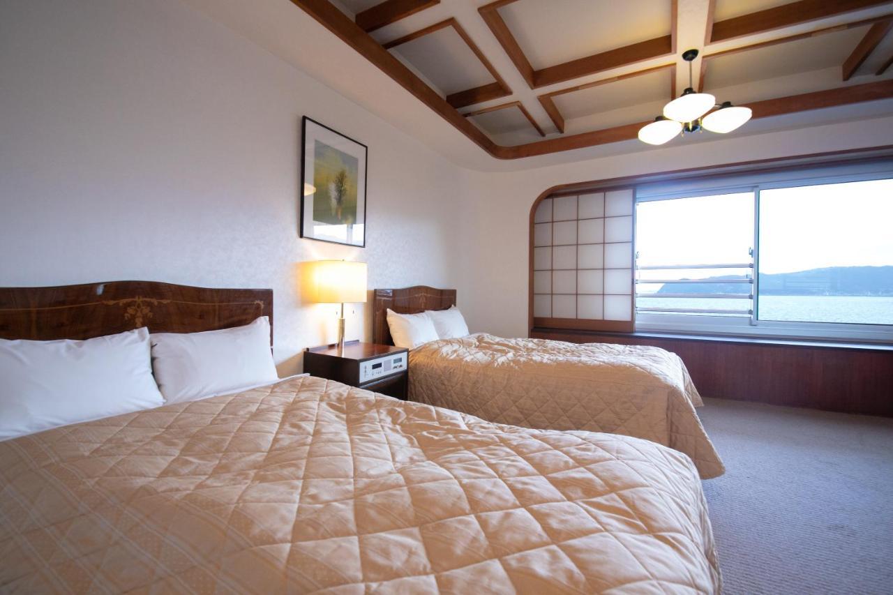 Hotel New Akao Atami  Exterior photo