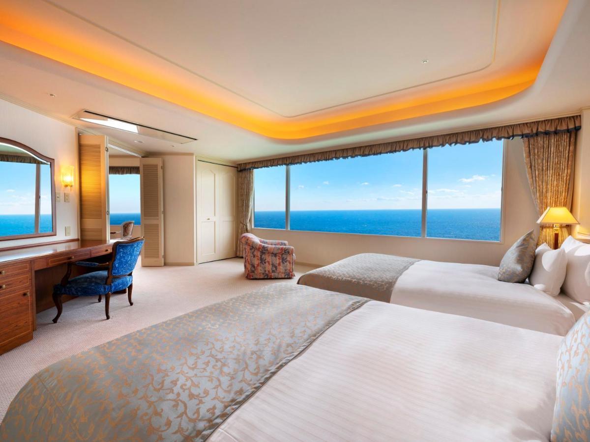 Hotel New Akao Atami  Exterior photo