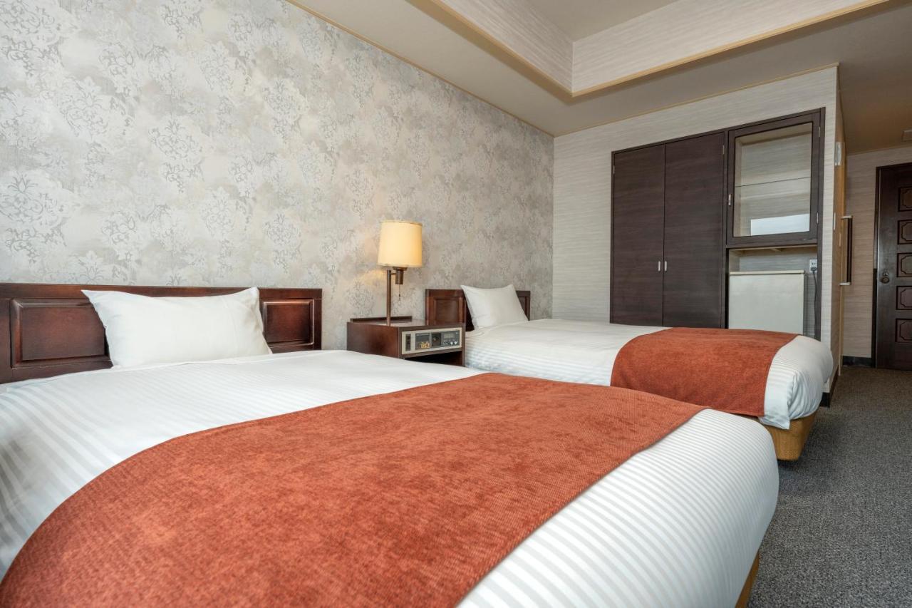 Hotel New Akao Atami  Exterior photo