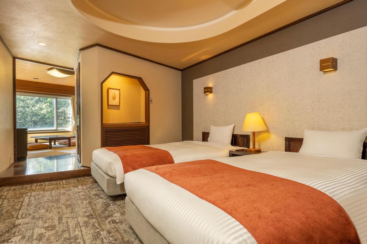 Hotel New Akao Atami  Exterior photo