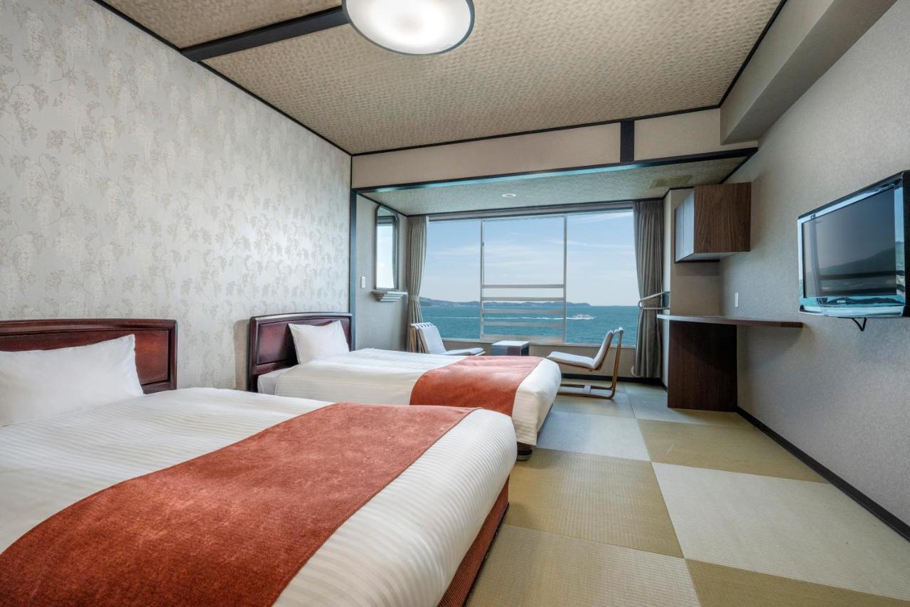 Hotel New Akao Atami  Exterior photo