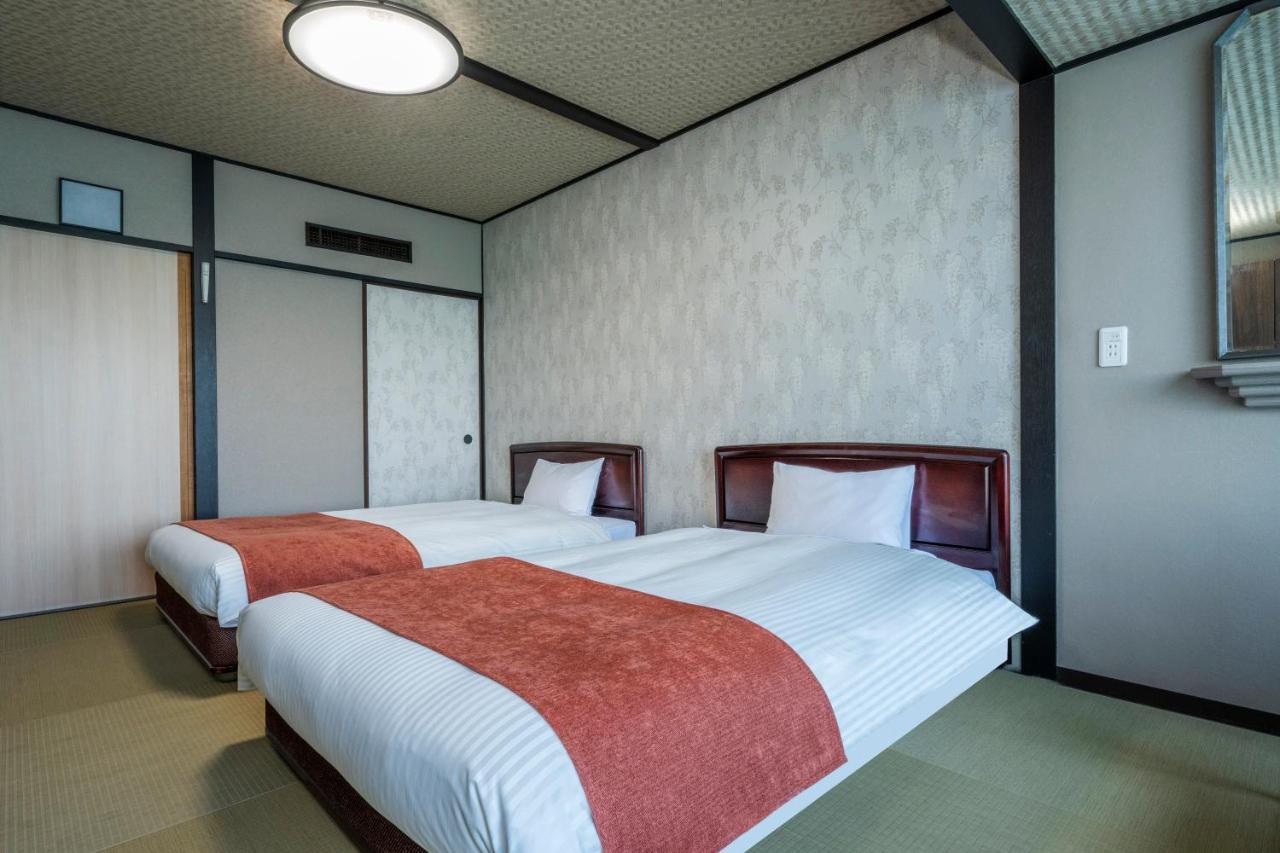 Hotel New Akao Atami  Exterior photo