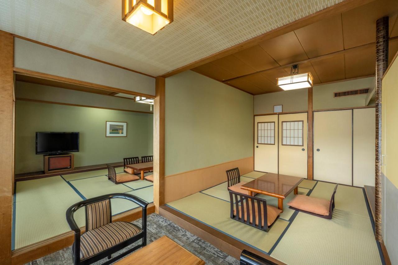 Hotel New Akao Atami  Exterior photo